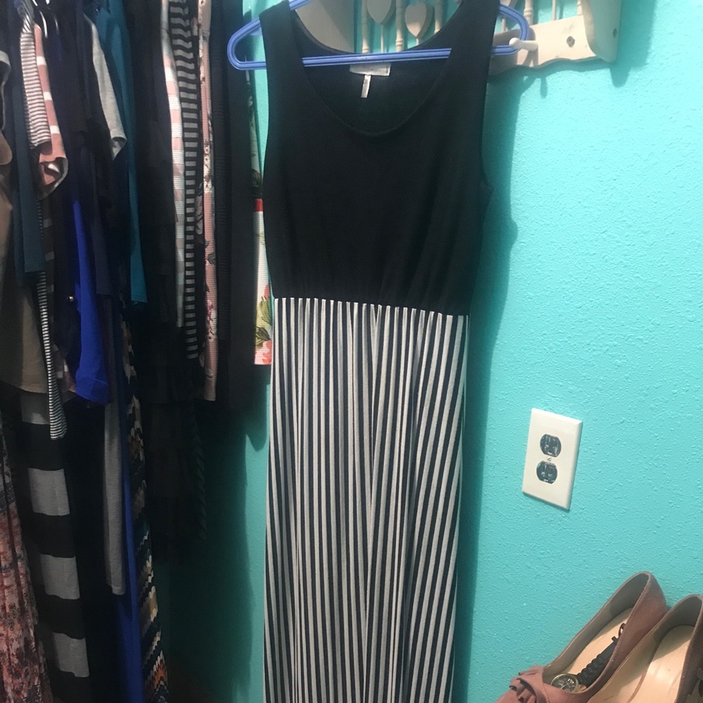 Striped maxi dress 👗